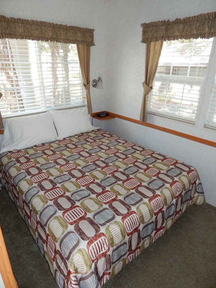 Road Runner Travel Resort Caravan Park - photo 12