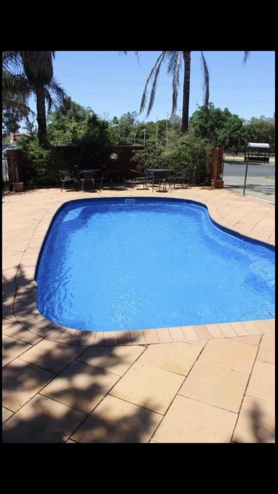 Condobolin Motor Inn - last minute hotel in Condobolin