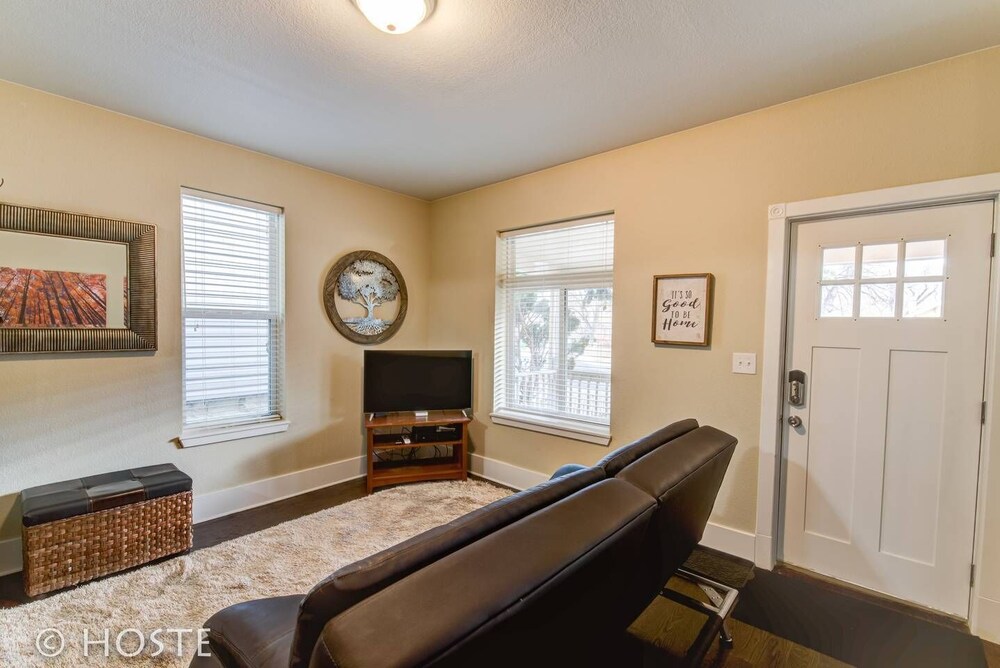 2BR Old Colorado City Retreat With Mtn View - photo 2