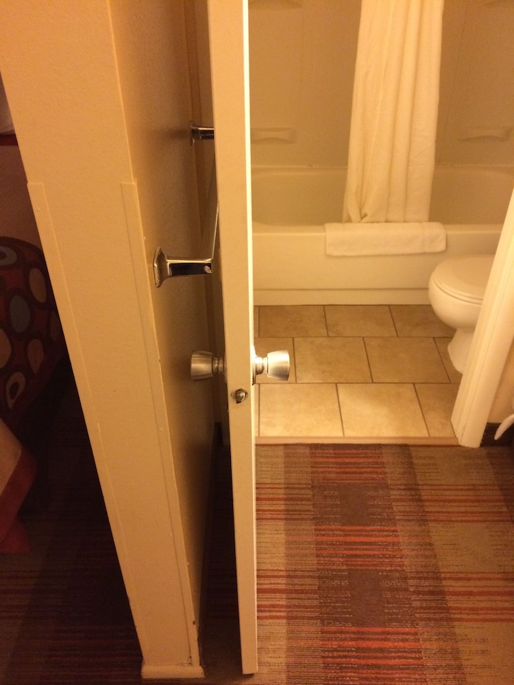 Super 8 by Wyndham Idaho Falls - photo 23