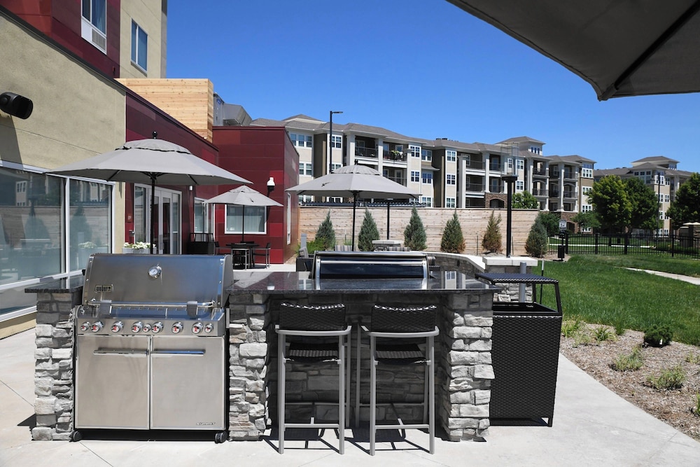 TownePlace Suites by Marriott Kansas City at Briarcliff - photo 25