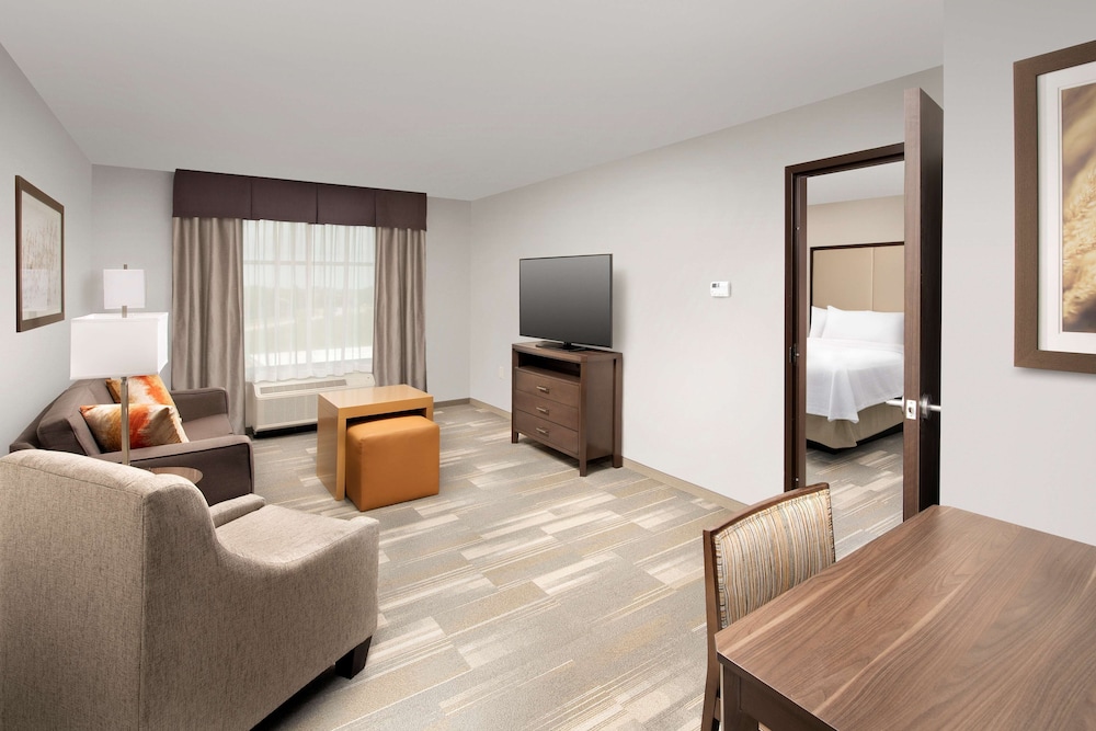 Homewood Suites by Hilton Kansas City Speedway - photo 16