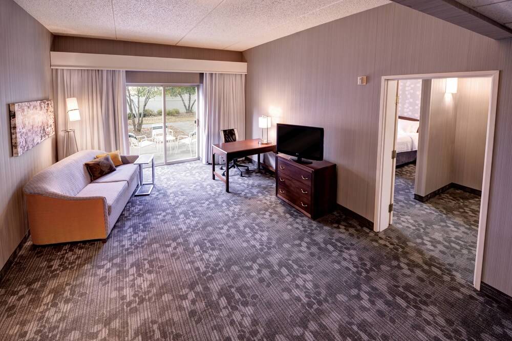 Courtyard by Marriott Wausau - photo 9