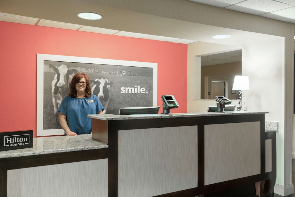 Hampton Inn Corydon - photo 4
