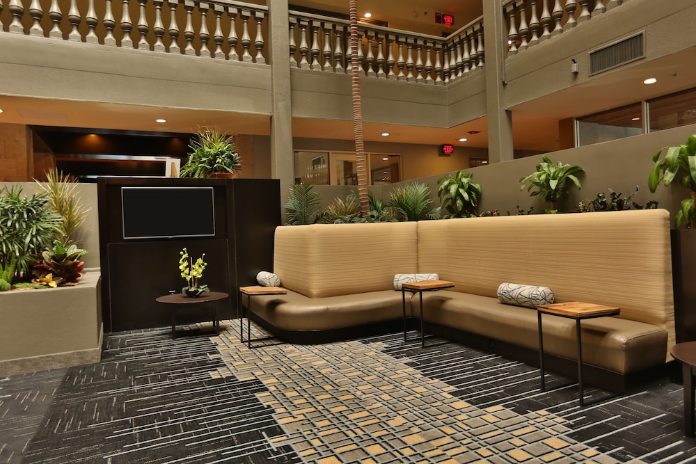 DoubleTree Suites by Hilton Hotel McAllen - photo 7