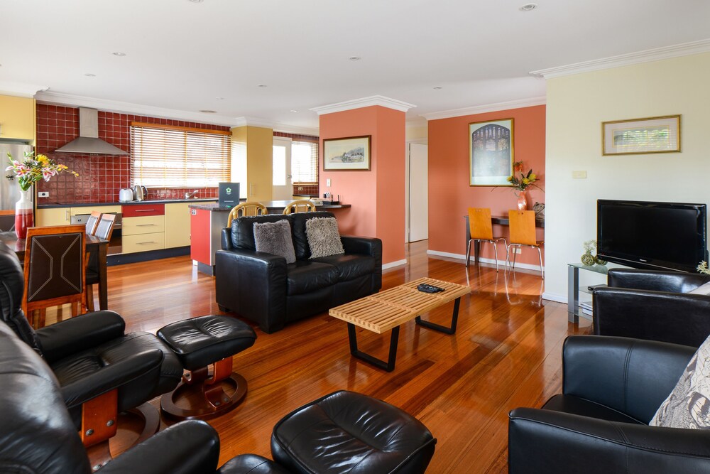 Boutique Stays Sandy Haven A — 4-Star Luxury Hotel in Hampton, Australia
