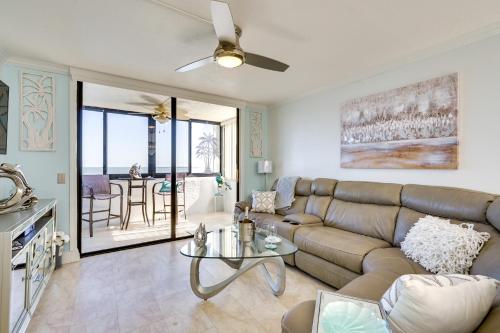Resort Style Penthouse with Patio in Hudson - photo 35