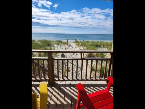 Humble by the Sea - photo 35