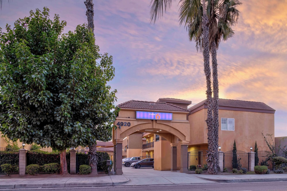 Motel6 South Gate CA — hotel in South Gate