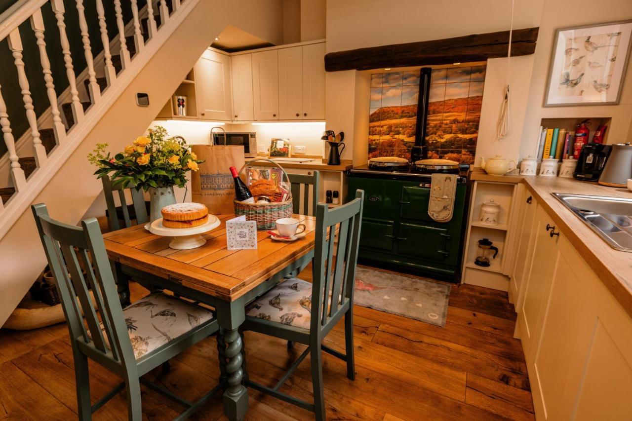 George's Cottage — 4-Star Luxury Hotel in Hope Valley, United Kingdom