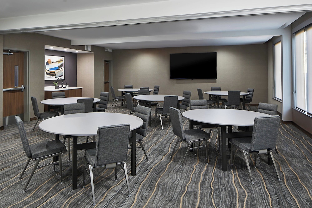 AC Hotel by Marriott Tuscaloosa Downtown - photo 54