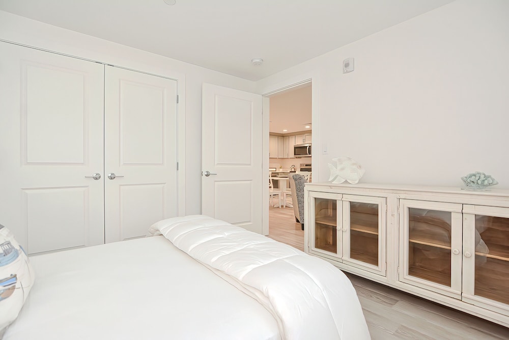 Harbourtown Suites - photo 10