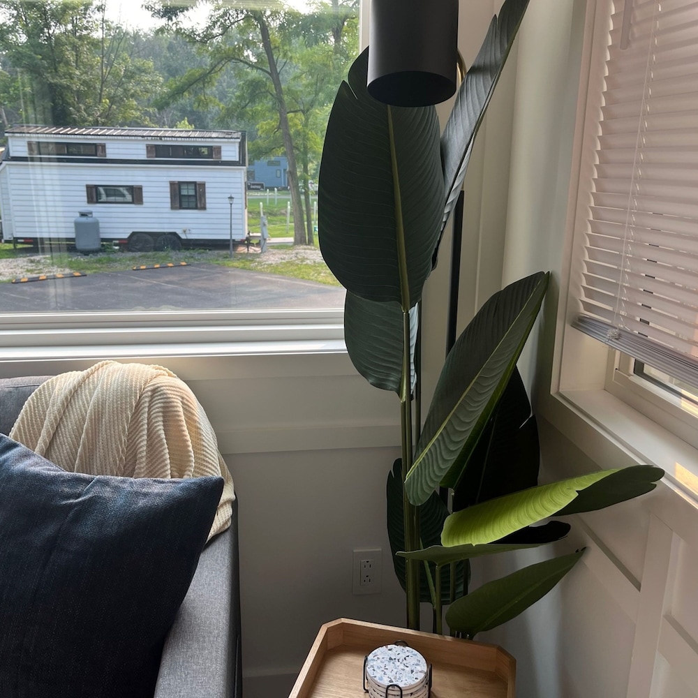 The Tiny Getaway Home - photo 4