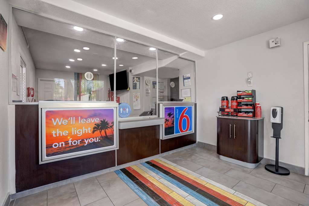 Motel6 San Bernardino CA North - photo 22