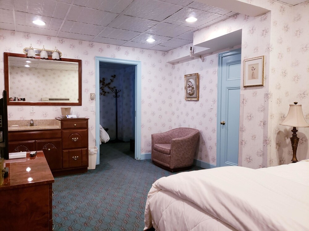 Lowell Inn - photo 128