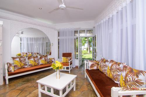 Gracious Homes — 4-Star Luxury Hotel in Malindi, Kenya