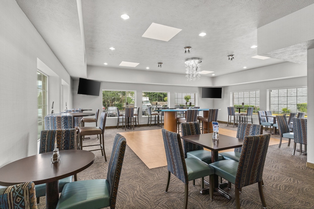Holiday Inn Express Wenatchee by IHG - photo 45