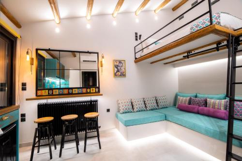 Frida Kahlo Le petit Bati — 4-Star Luxury Hotel in Volos, Greece