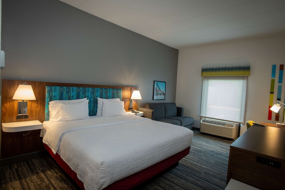 Hampton Inn Seaford - photo 9