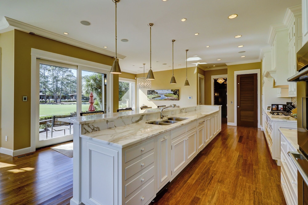 38 Windjammer Court at the Sea Pines Resort - photo 11