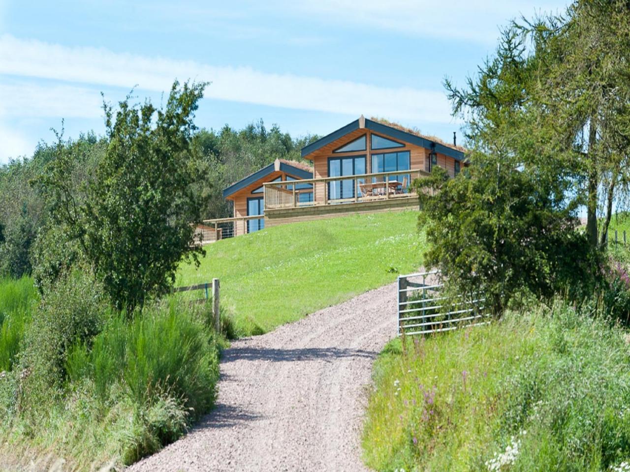 3 Bed in St Andrews 88545 pet-friendly hotel Balmullo