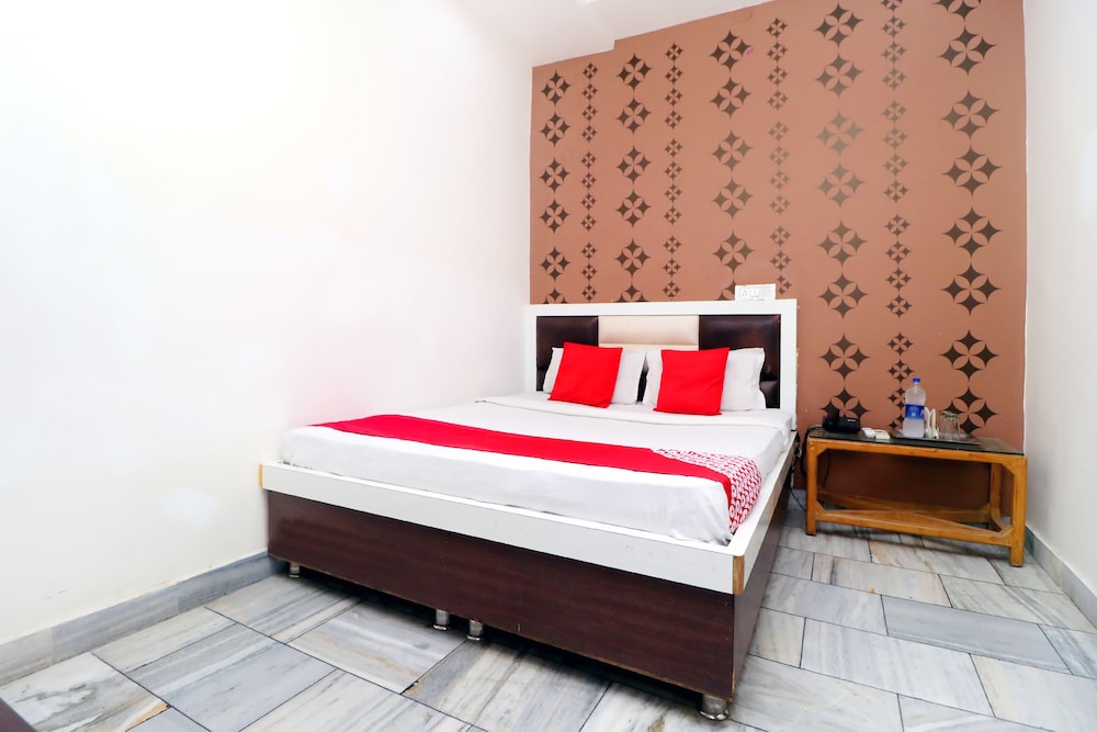 OYO 40853 Hotel Classic in Bathinda, India