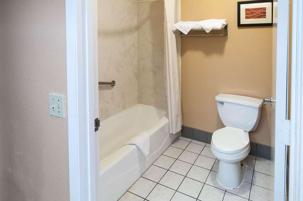 Comfort Inn North Conroe - photo 16
