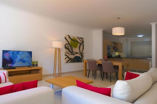 Confortavel T2 — 4-Star Luxury Hotel in Obidos, Portugal