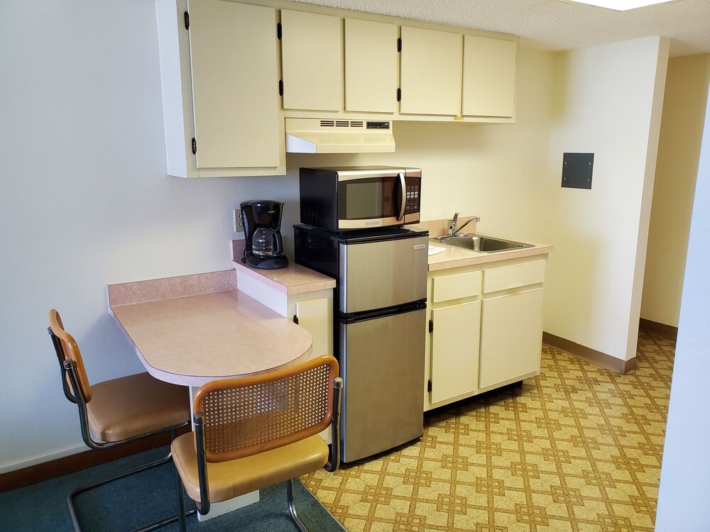 South Shore Motel - photo 9