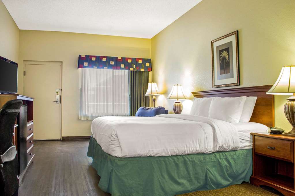 Quality Inn Benson I 10 Exit 304 - photo 10
