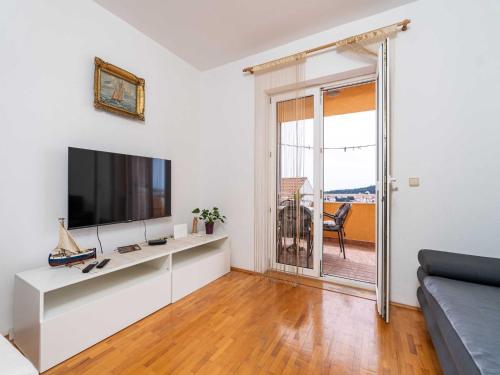 Apartment Marisol One Bedroom Apartment with Balcony and Sea View