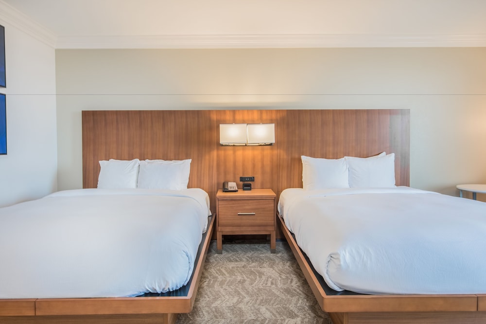 Hilton Pensacola Beach - photo 29