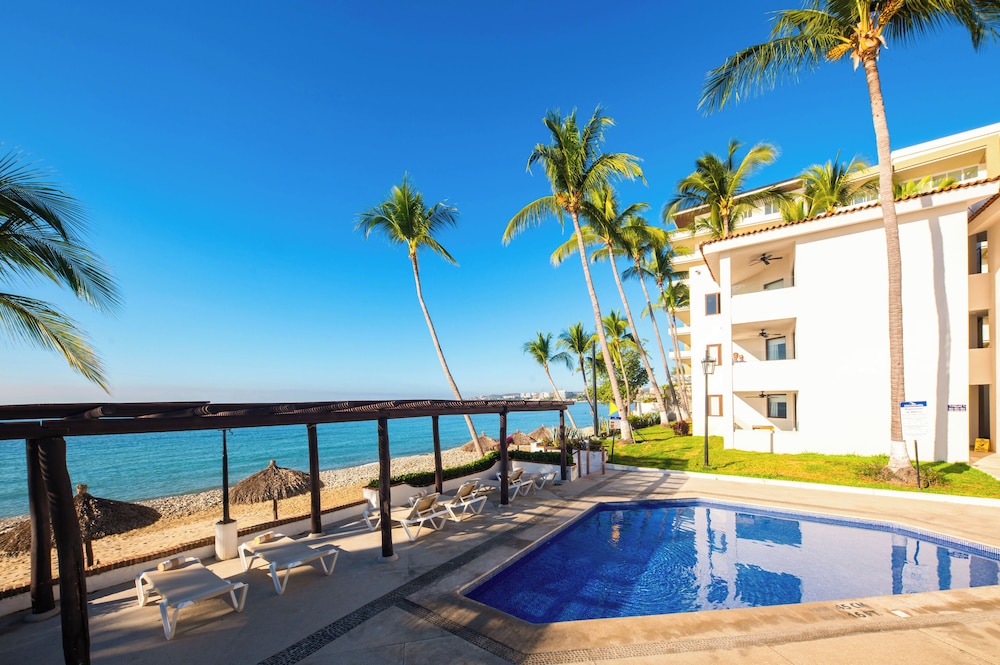 Vista Vallarta All Suites on the Beach