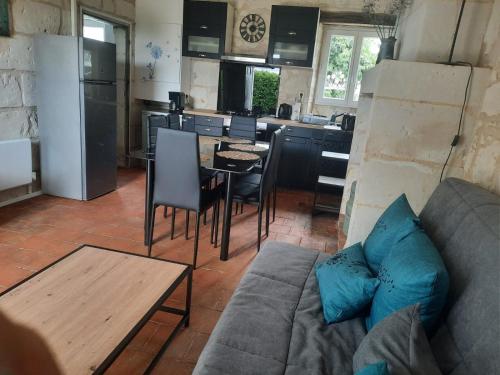 Gîte aux Pissenlits pet-friendly hotel Brain-Sur-Allonnes