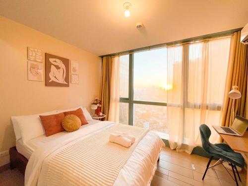 Best BGC Condo Near Uptown Area #oursw30b2 — 4-Star Luxury Hotel in Manila, Philippines