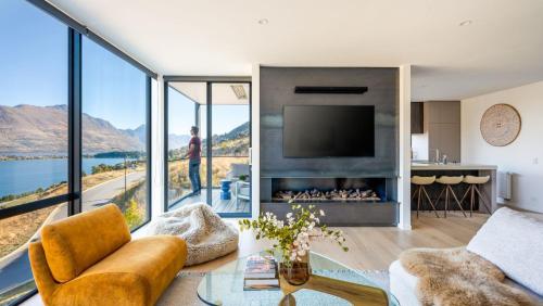 The Tiers Hot Tub AC BBQ Free Parking — 4-Star Luxury Hotel in Queenstown, New Zealand