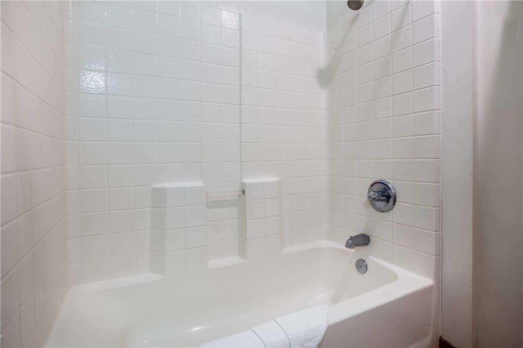 Travelodge by Wyndham Red Bluff South of Redding - photo 14