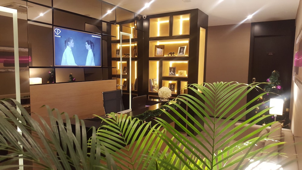 Dominic & Smart Luxury Suites Republic Square — Belgrade — photo 5