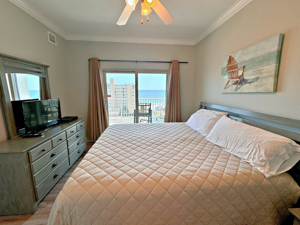 Crystal Tower 702 - last minute hotel in Gulf Shores