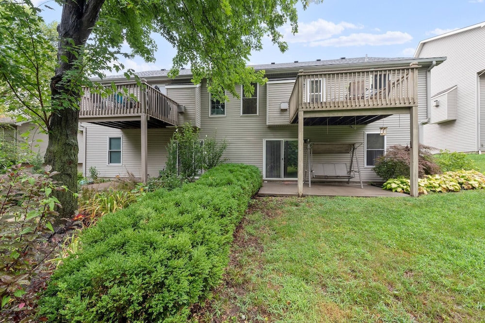 Beautiful Townhome 11 Minutes To Downtown Kansas City Mo - photo 45