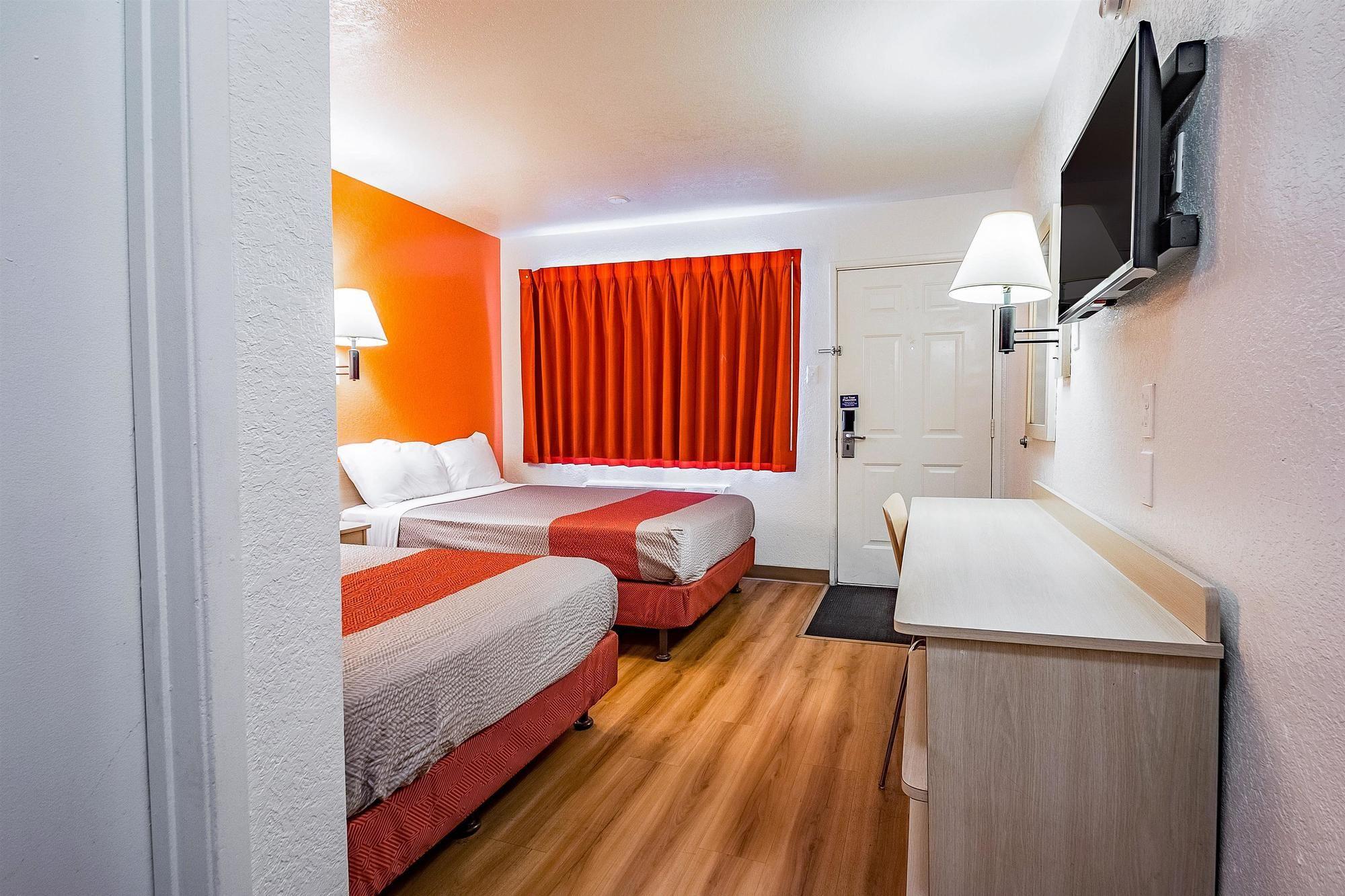 Park Inn by Radisson Salt Lake City Airport - photo 11