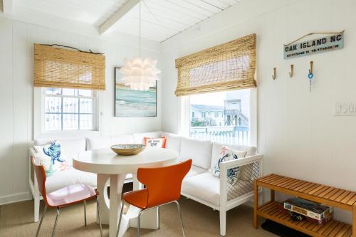Conch West by Oak Island Accommodations - photo 39