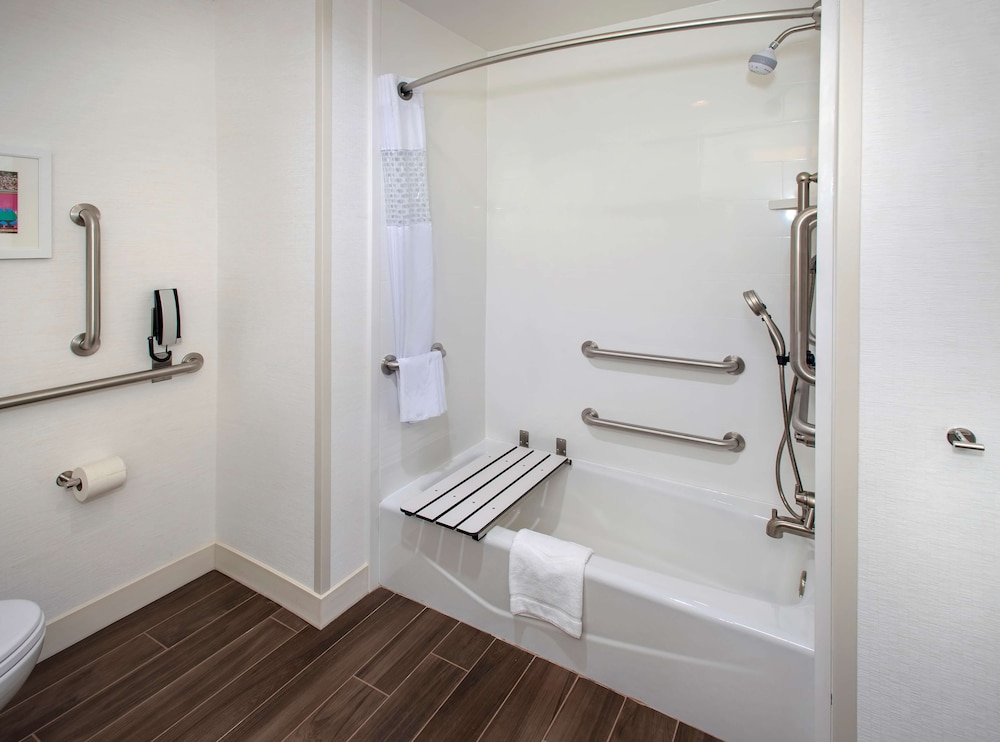 Hampton Inn by Hilton New Paltz - photo 17