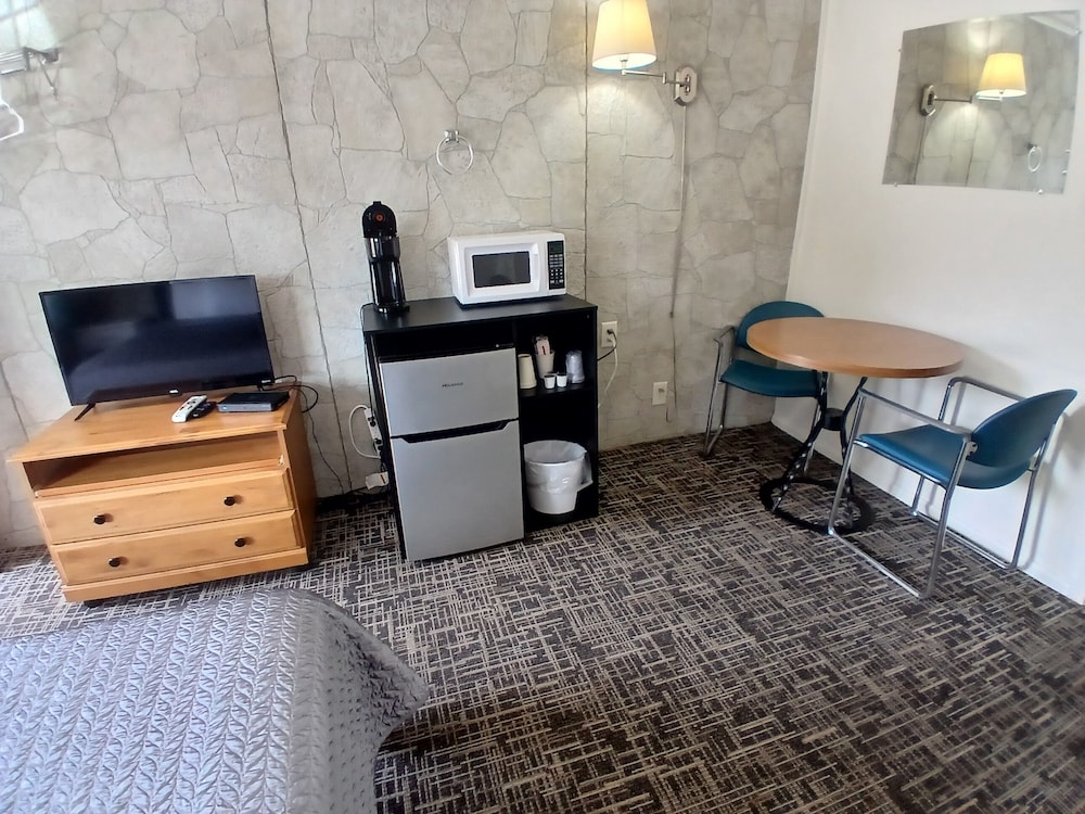 Silver Lakes Inn - photo 10