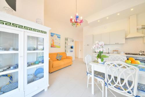 Apartment Casa Suite Teresa centro di Forio Ischia — 4-Star Luxury Hotel in Ischia, Italy