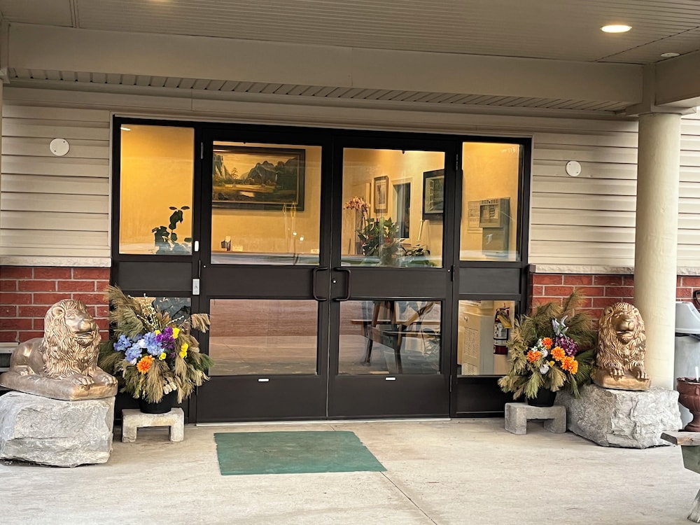 Fairview Inn in Simcoe, Canada