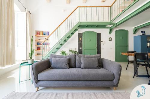 San Diego Bright and Colourful loft with Cathedral view — 4-Star Luxury Hotel in Cagliari, Italy