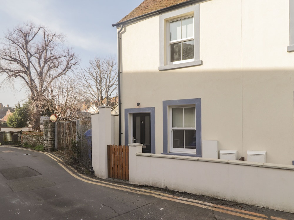 Hope Cottage — 4-Star Luxury Hotel in Hythe, United Kingdom