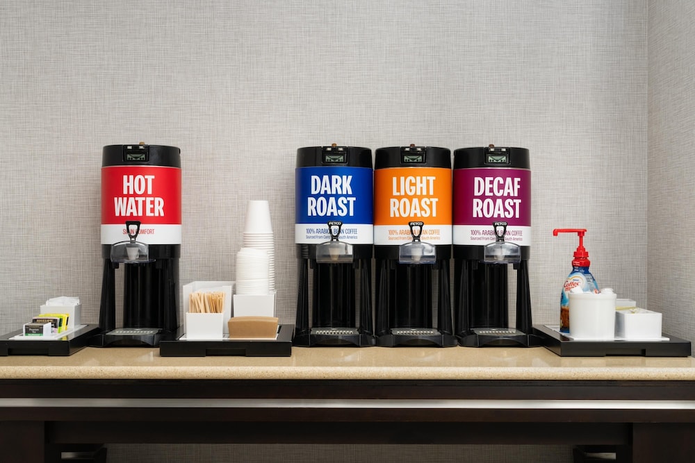Hampton Inn Chambersburg - photo 31