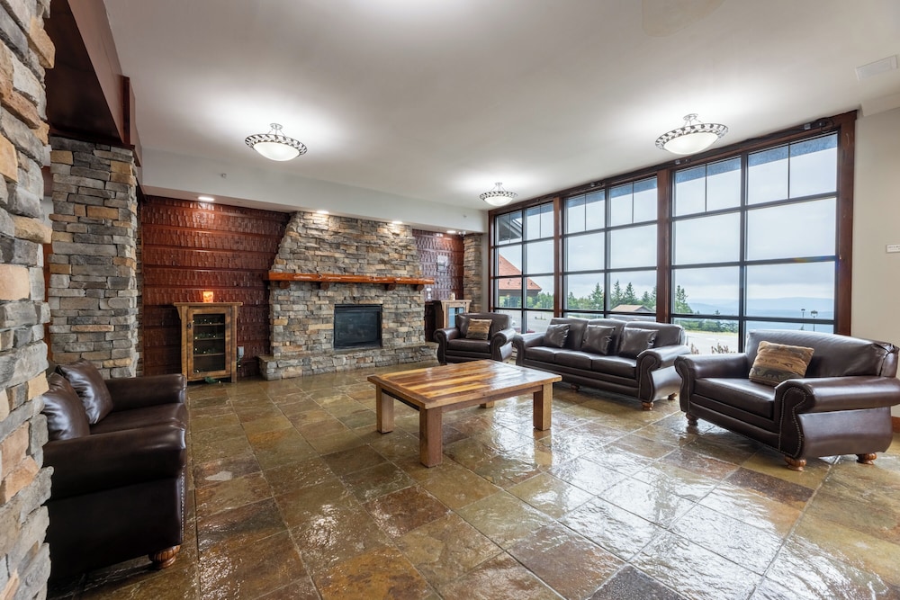 Rimfire Lodge - photo 2